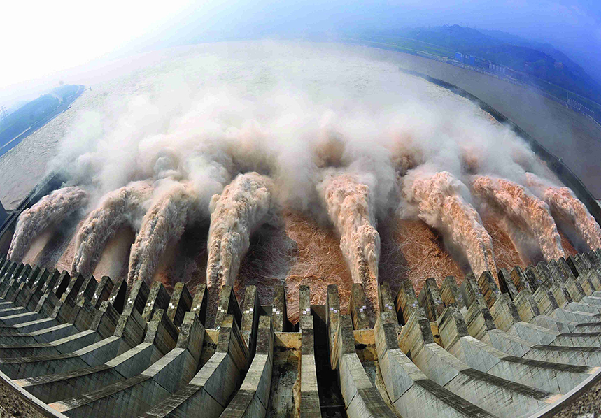 長江三峽水電站泄洪